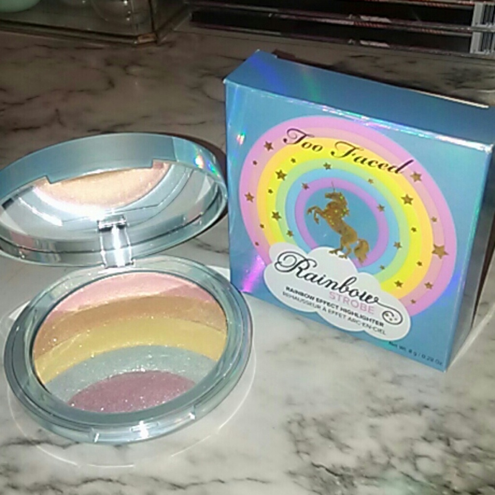 Too Faced Rainbow Strobe Highlighter